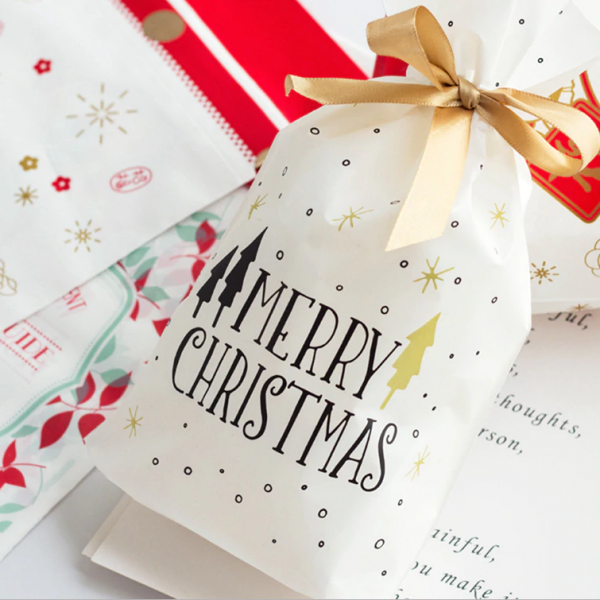 GIFT BAGS – DÁRKOVÉ TAŠKY S RŮZNÝMI VZORY (5 KUSŮ) slider