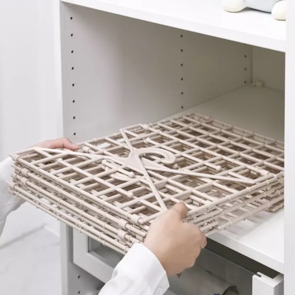 Skládací regály (5 regálů) slider