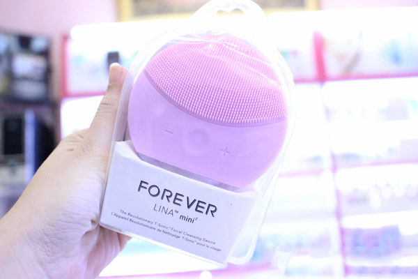 Forever pure – Elektrický čistič pokožky slider